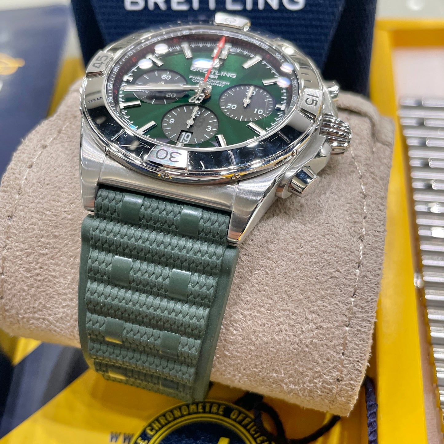 Chronomat B01 42