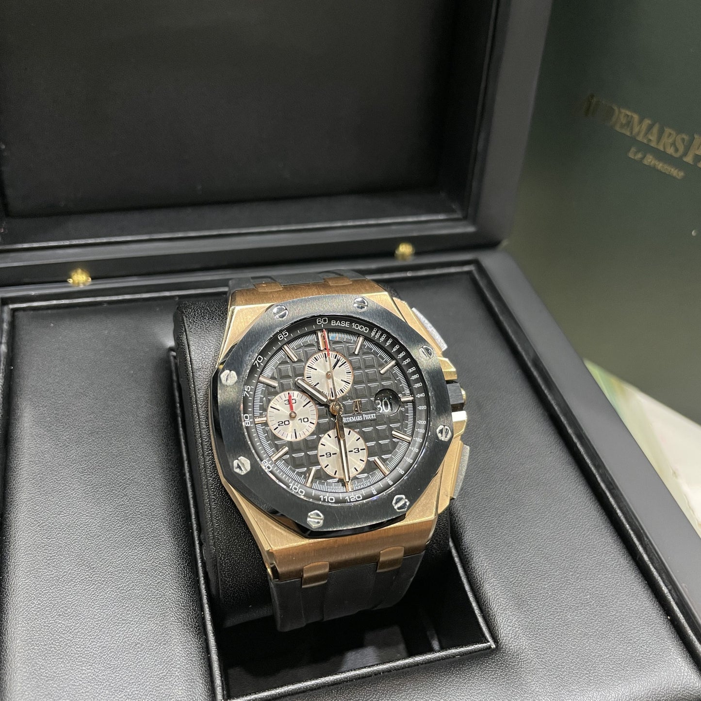 Royal Oak Offshore 44