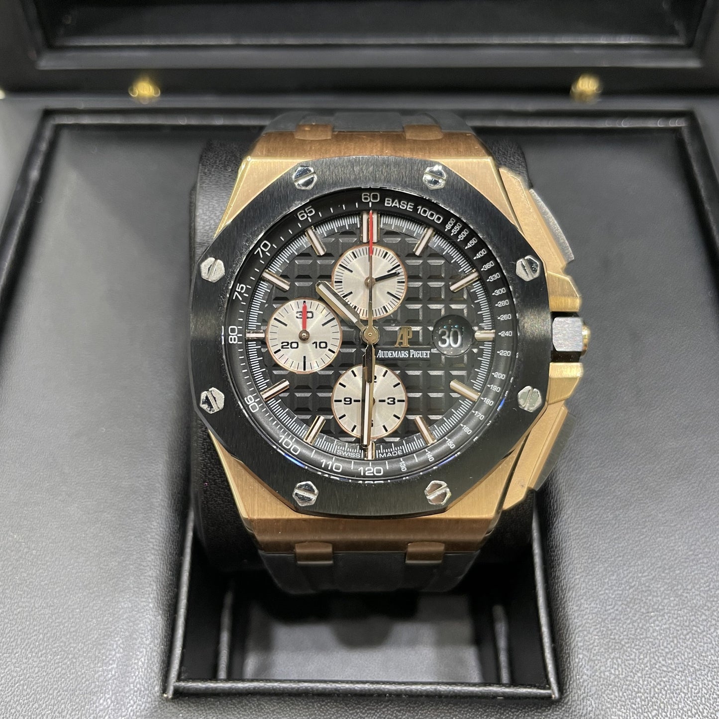 Royal Oak Offshore 44
