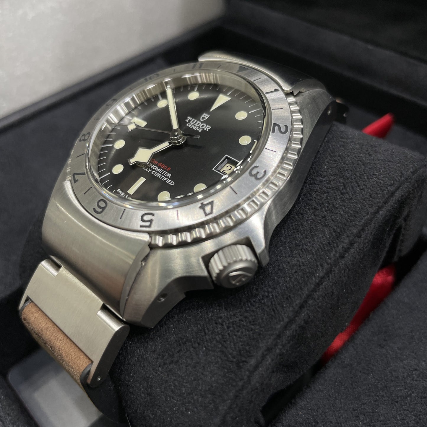 Black Bay P01