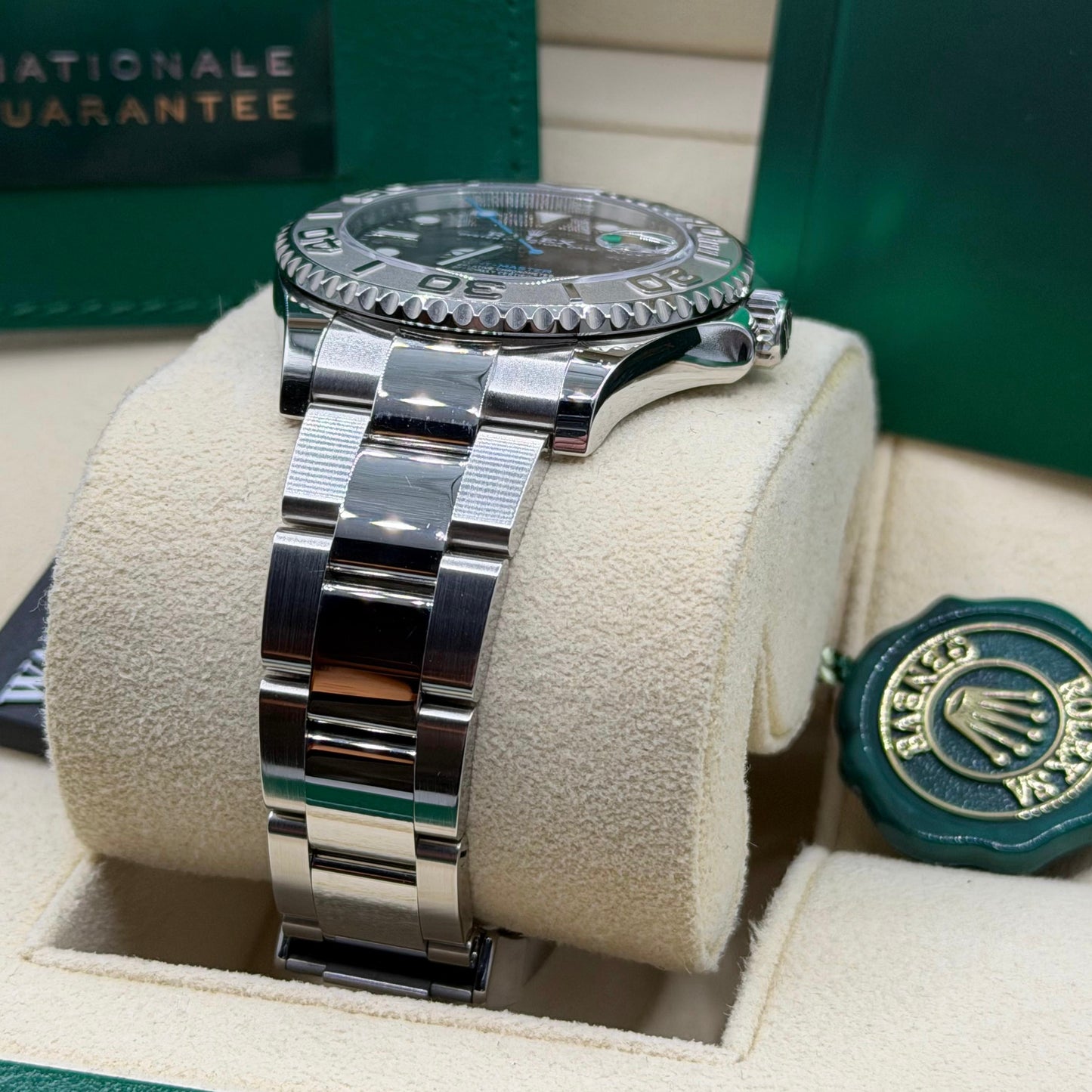 Yacht Master 37