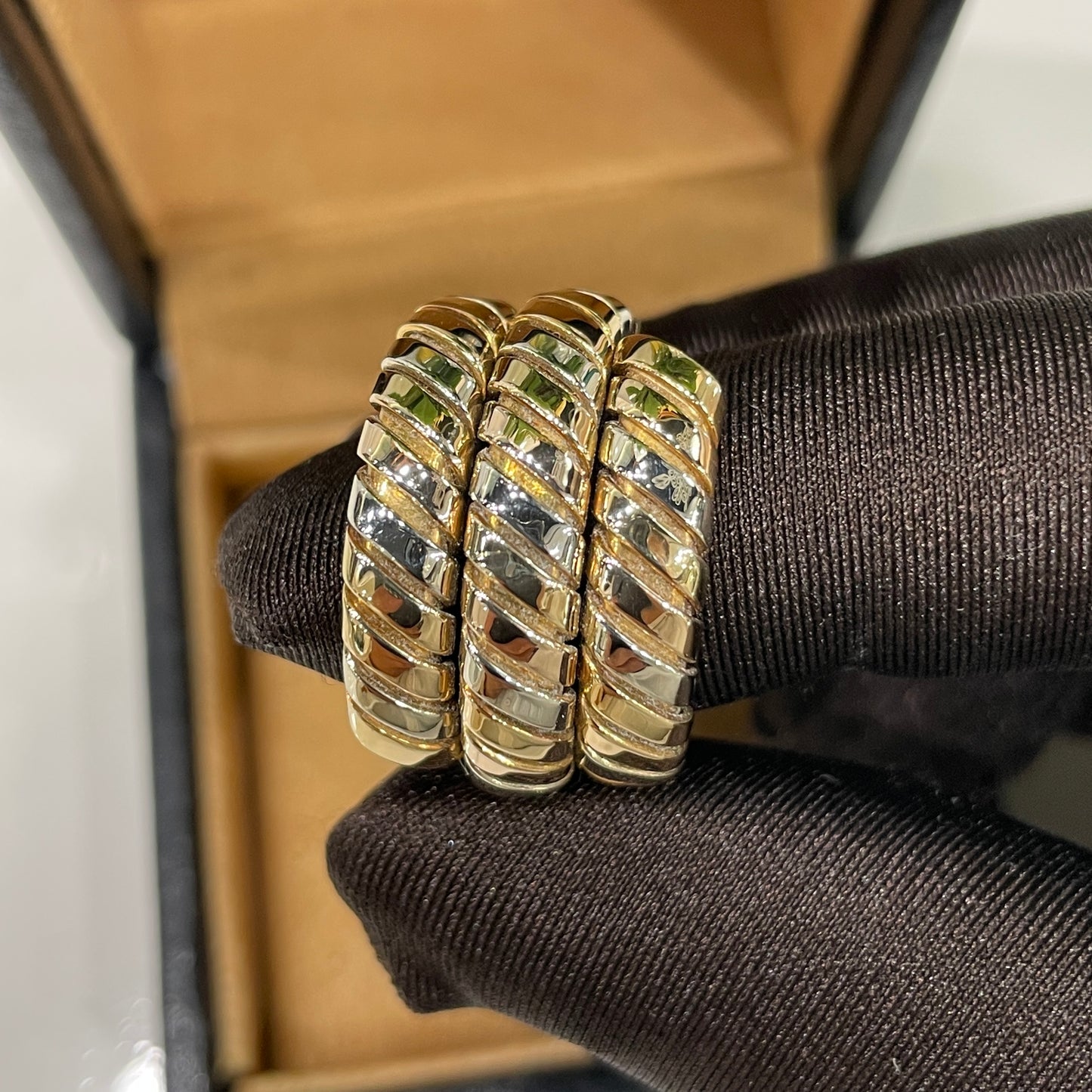 Bvlgari Tubogas Ring