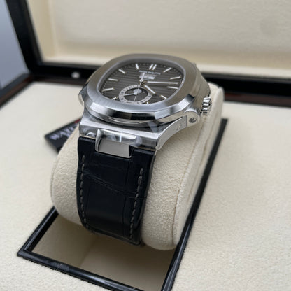 Nautilus Annual Calendar 5726A