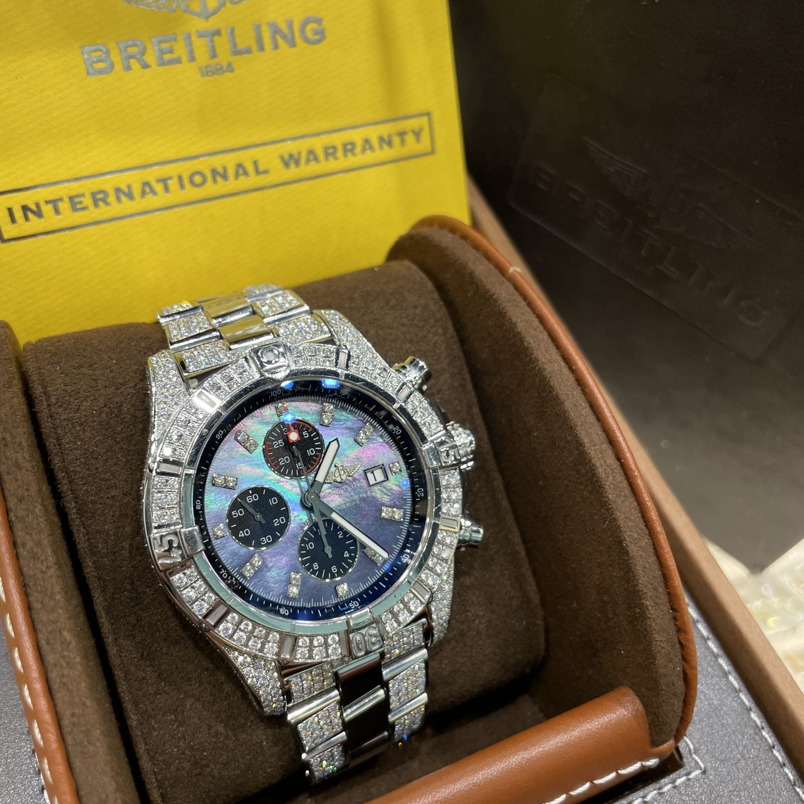 Diamond bezel breitling hot sale super avenger